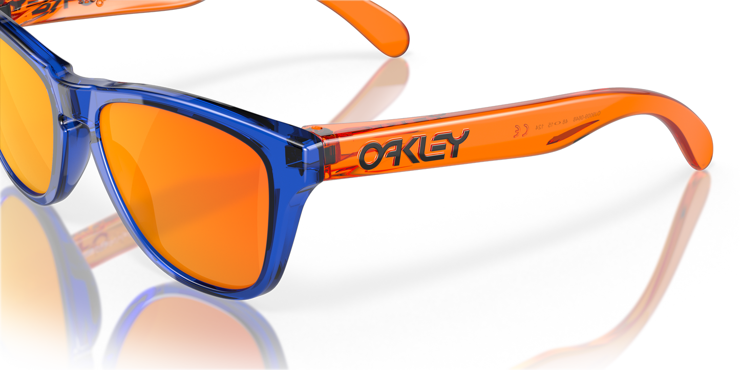[Prizm Ruby Lenses, Crystal Blue Frame]