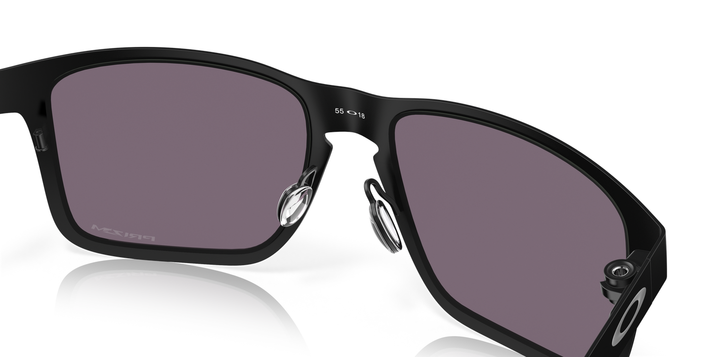 [Prizm Grey Lenses, Matte Black Frame]