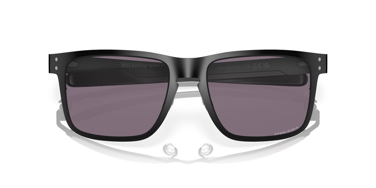 [Prizm Grey Lenses, Matte Black Frame]