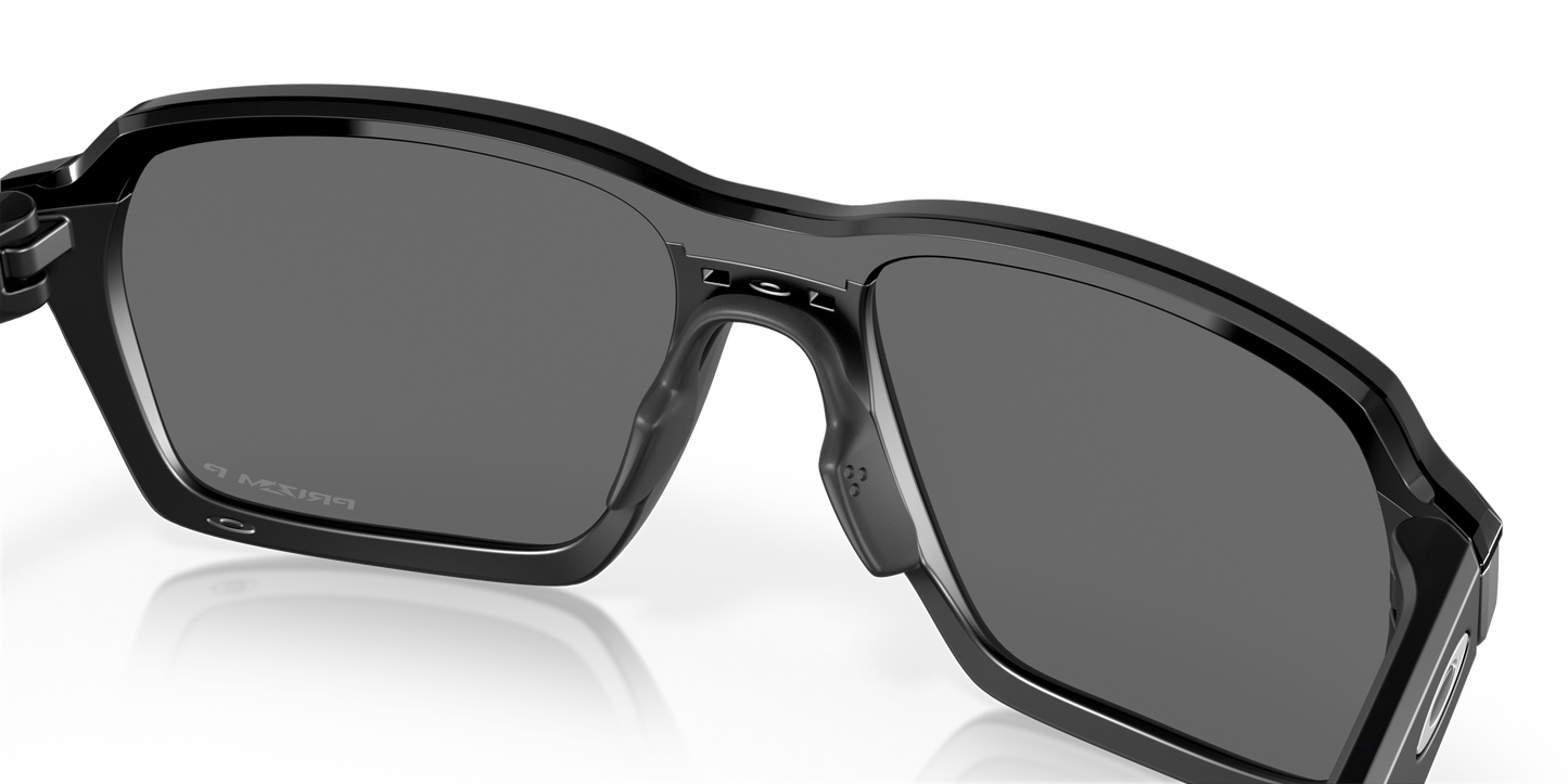 [Prizm Black Polarized Lenses, Matte Black Frame]
