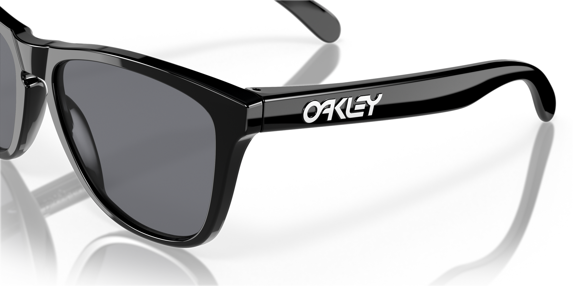 [Grey Lenses, Polished Black Frame]