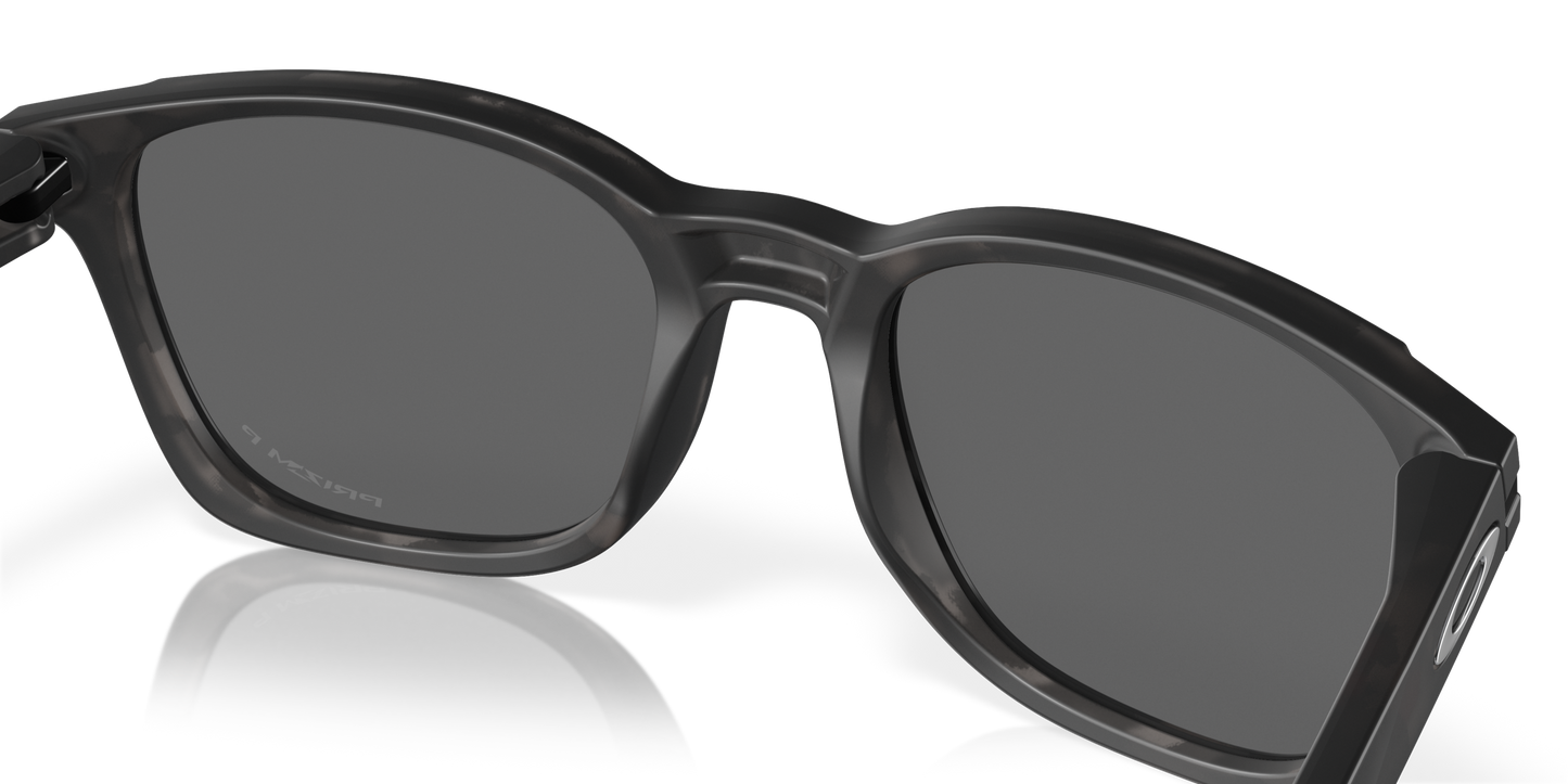 [Prizm Black Polarized Lenses, Matte Black Tortoise Frame]