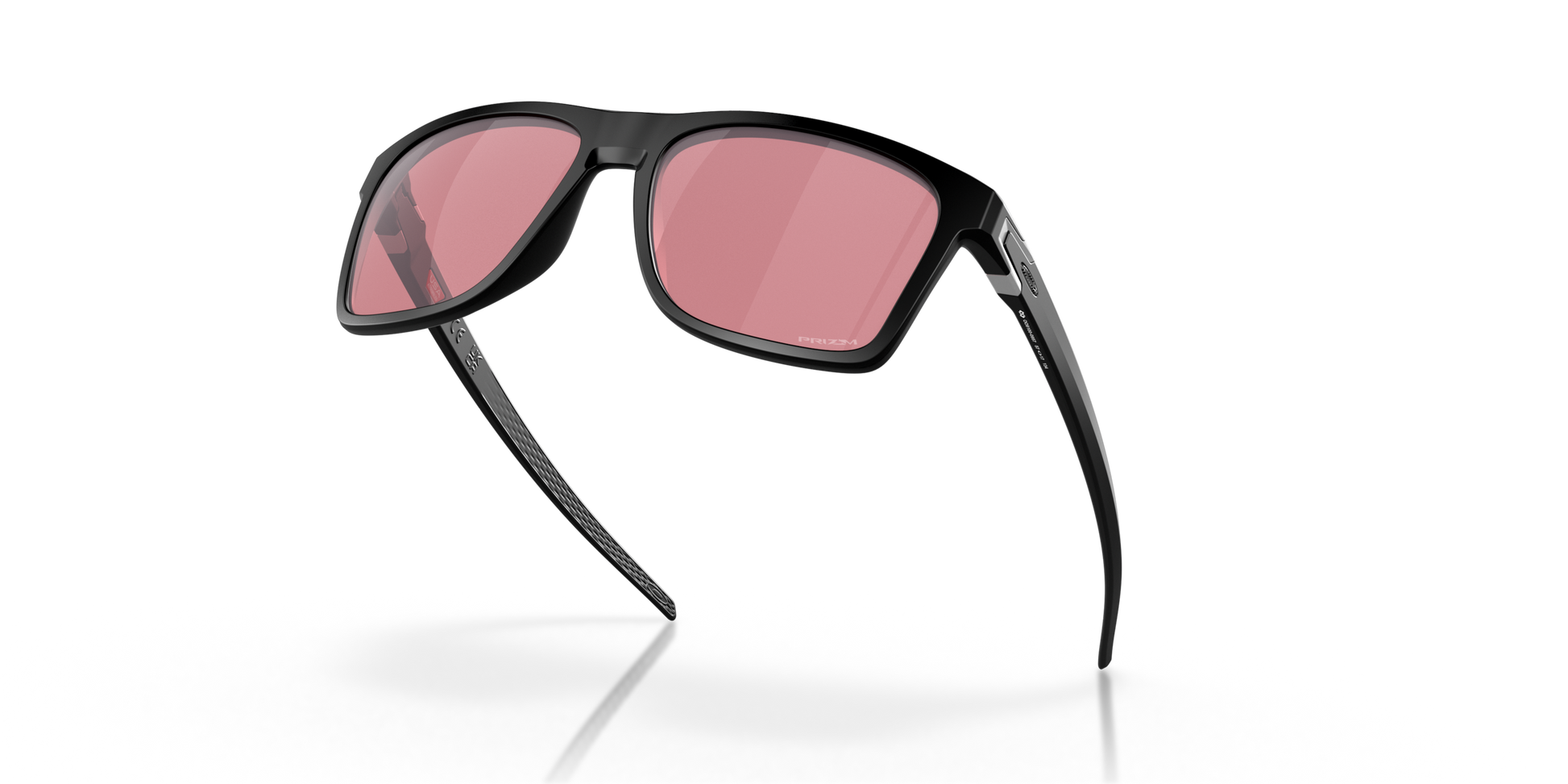 [Prizm Dark Golf Lenses, Matte Black Frame]