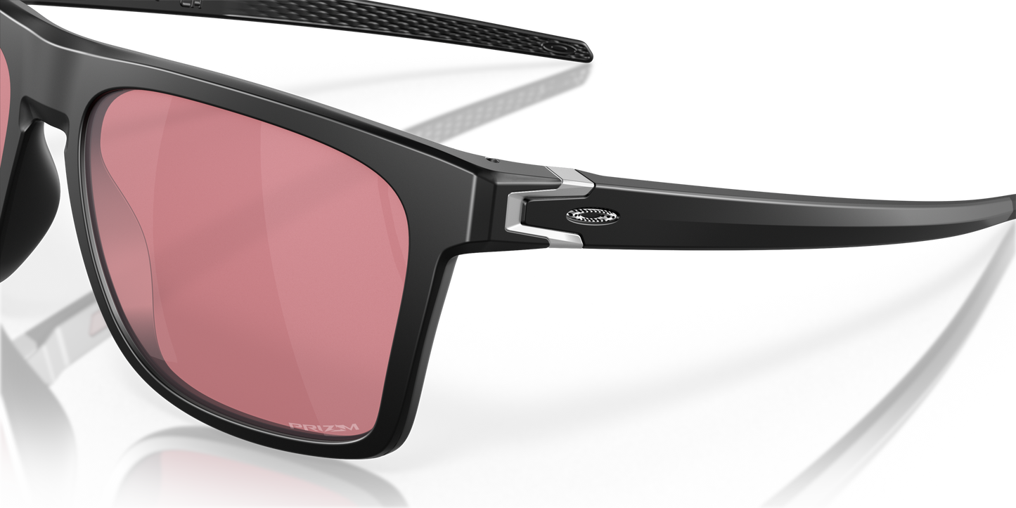 [Prizm Dark Golf Lenses, Matte Black Frame]