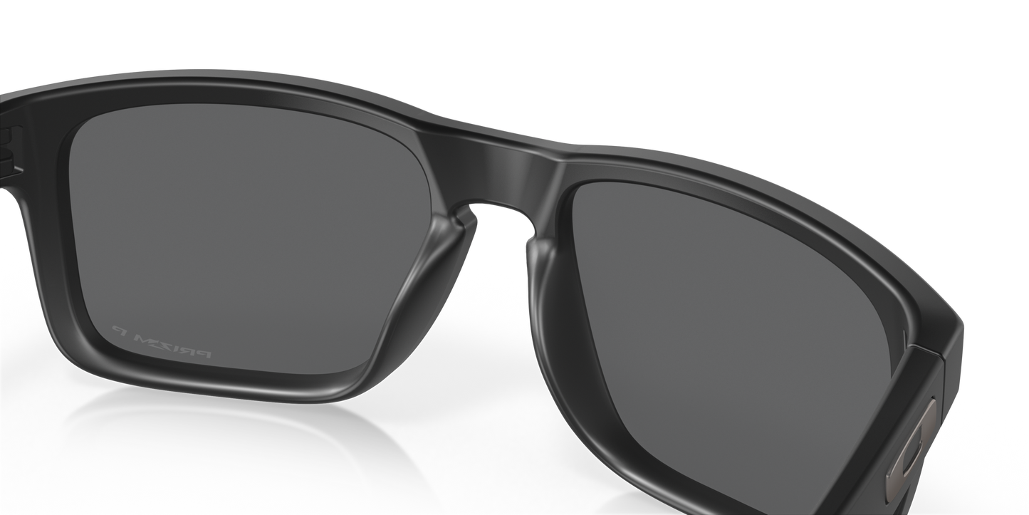 [Prizm Black Polarized Lenses, Matte Black Frame]