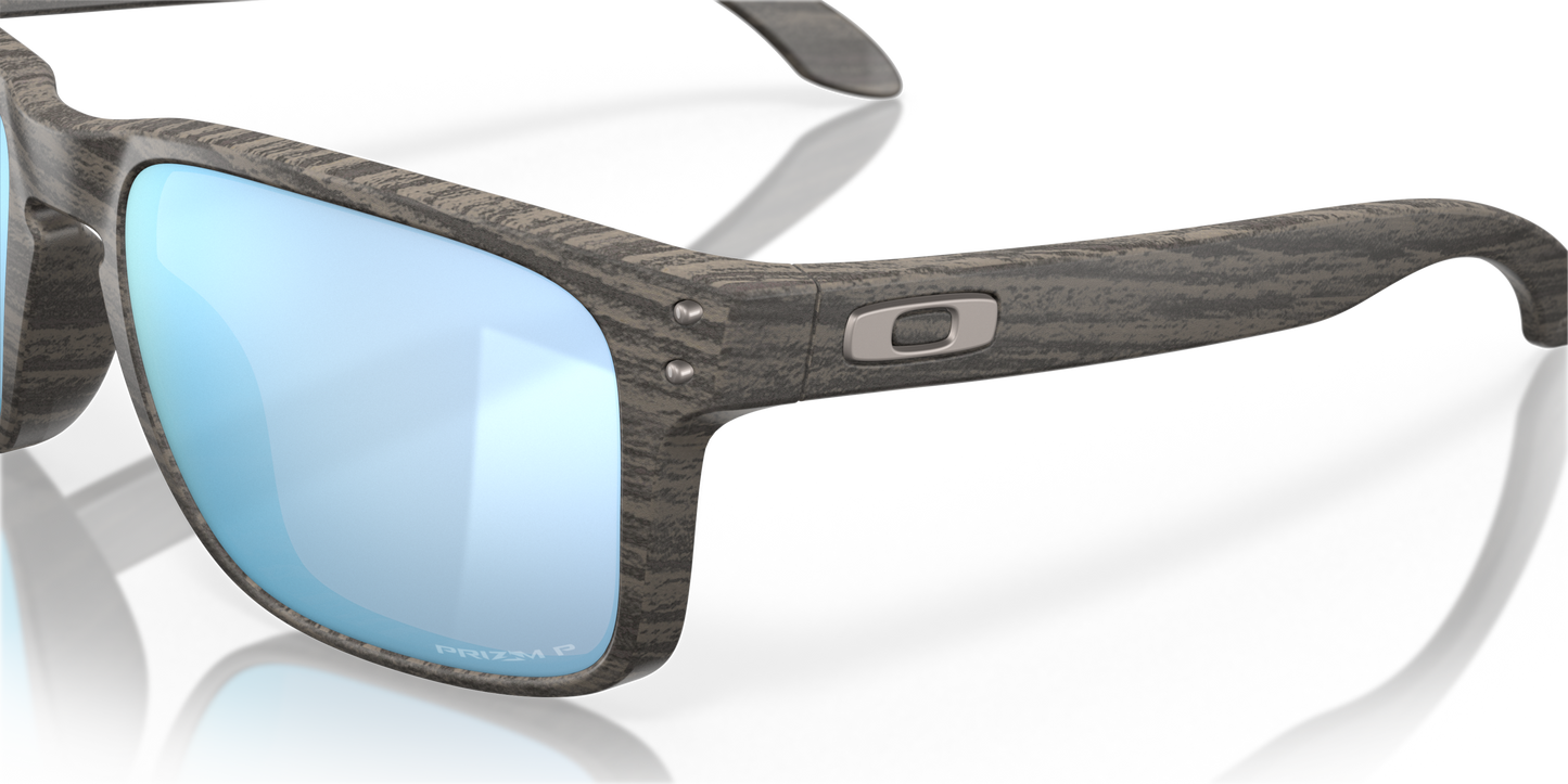 [Prizm Deep Water Polarized Lenses, Woodgrain Frame]