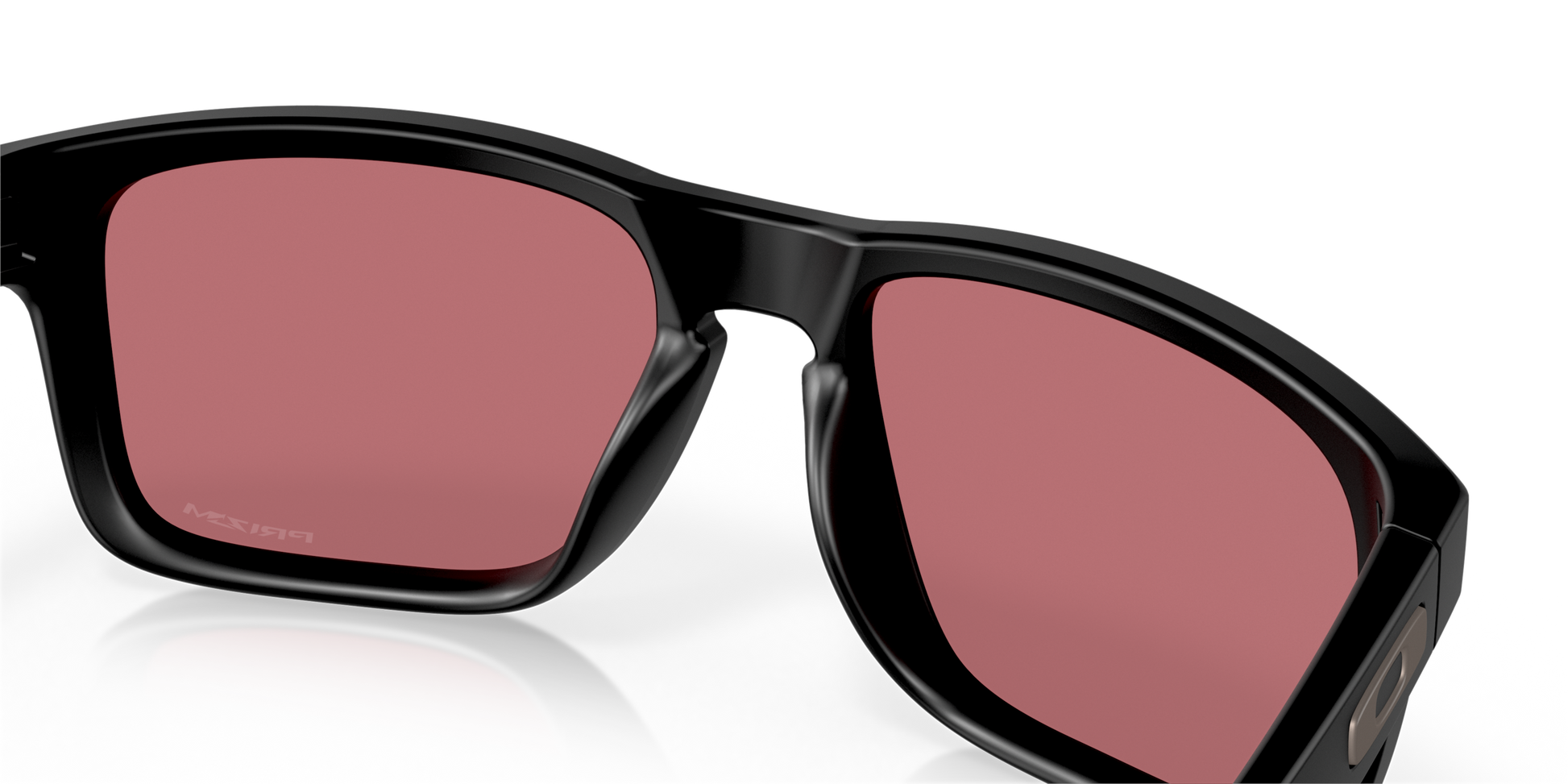 [Prizm Dark Golf Lenses, Matte Black Frame]