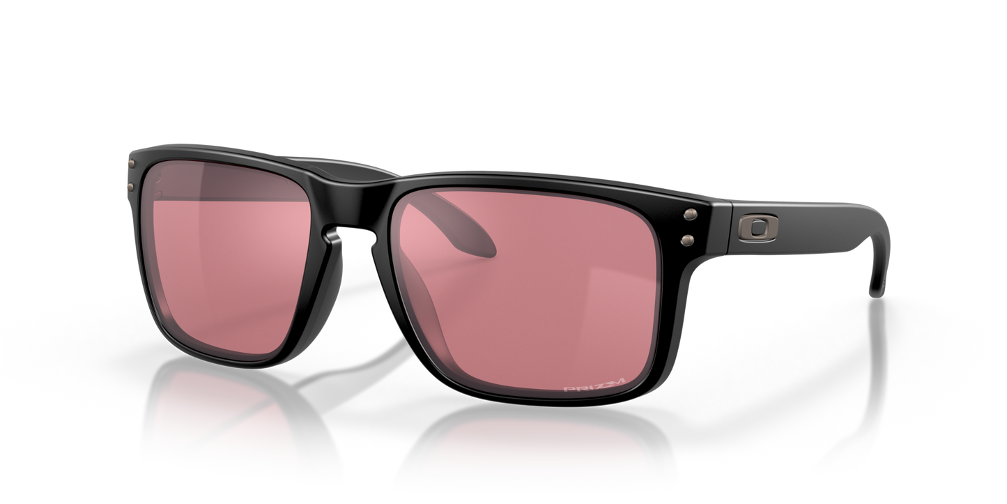 [Prizm Dark Golf Lenses, Matte Black Frame]