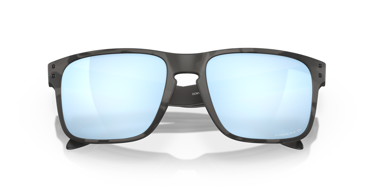 [Prizm Deep Water Polarized Lenses, Matte Black Camo Frame]