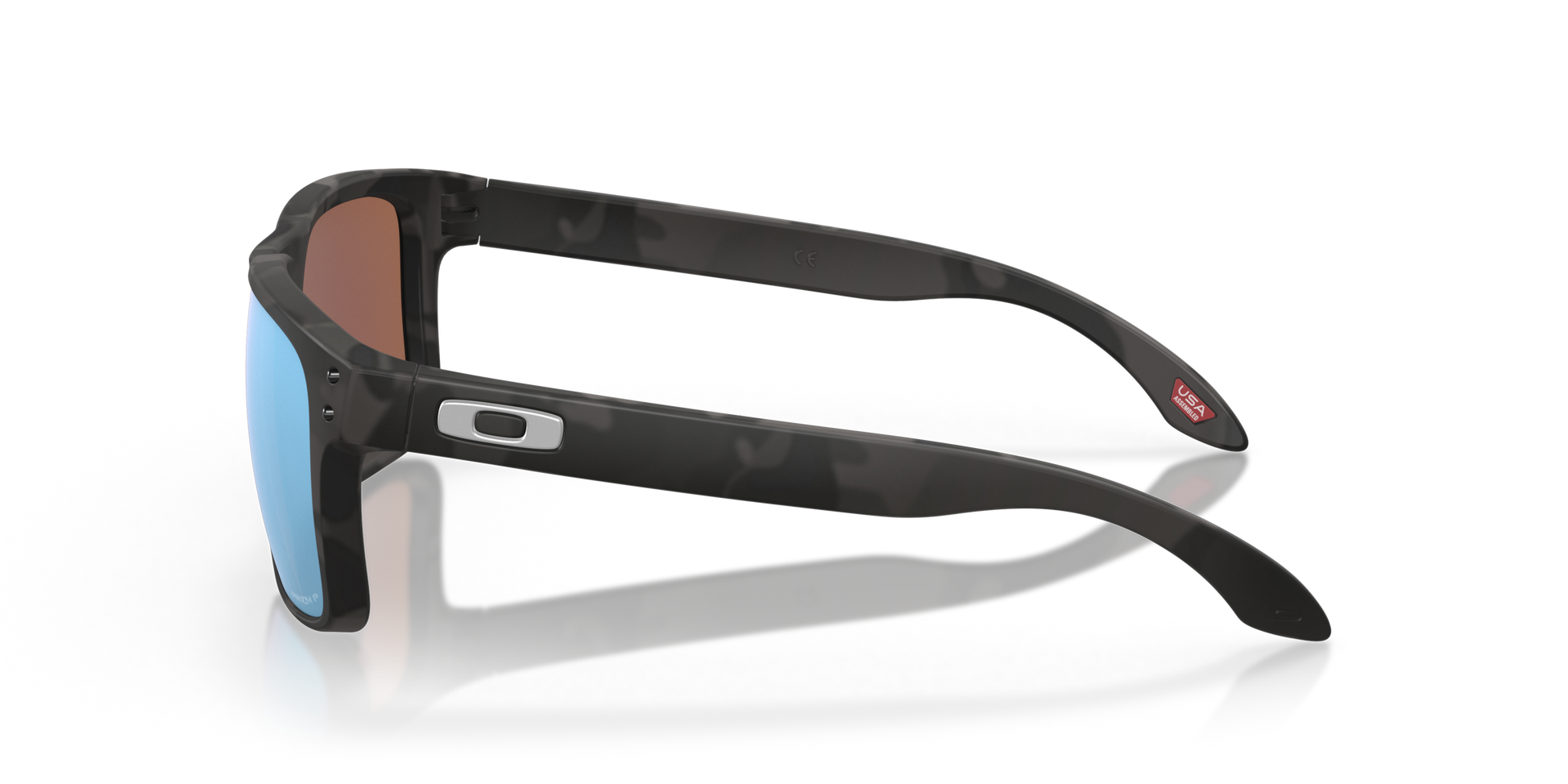 [Prizm Deep Water Polarized Lenses, Matte Black Camo Frame]