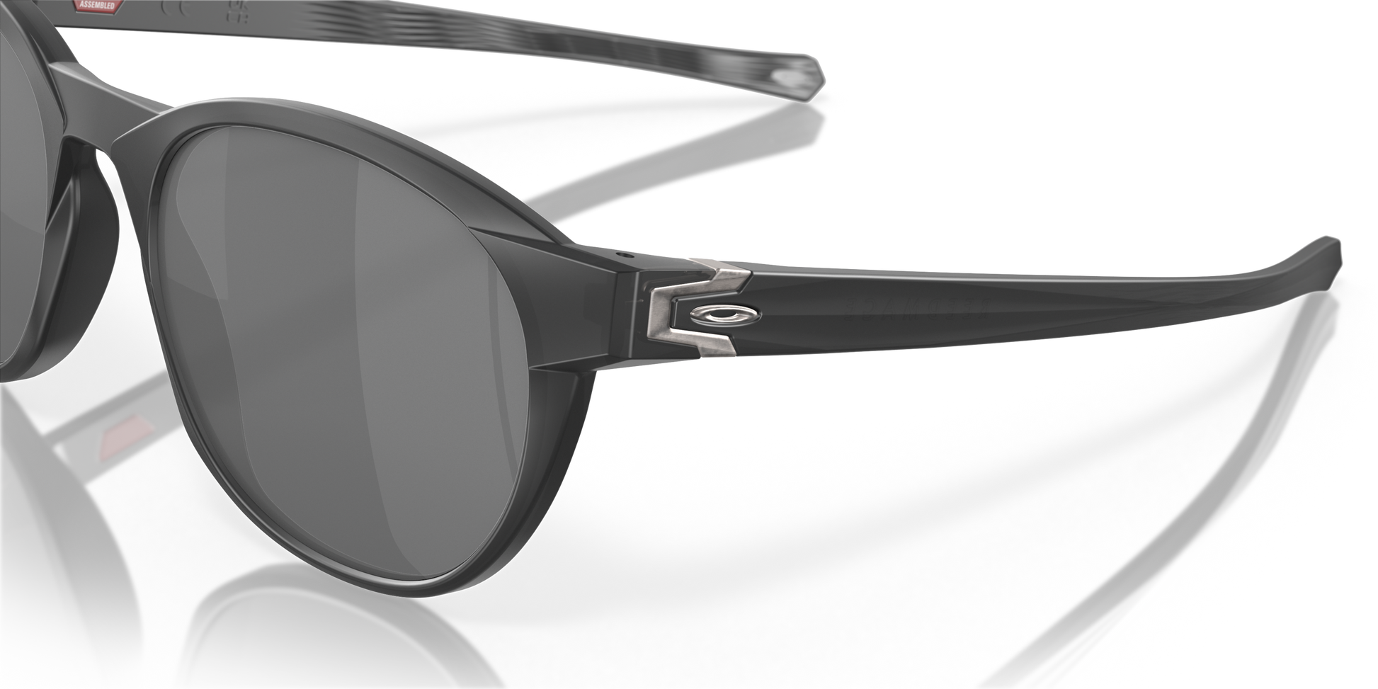 [Prizm Black Lenses, Matte Black Ink Frame]