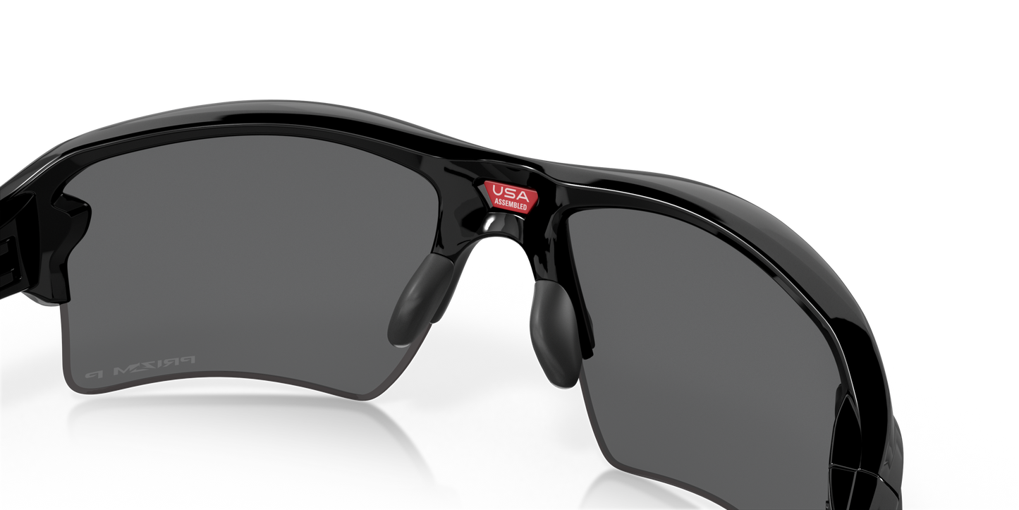 [Prizm Black Polarized Lenses, Polished Black Frame]