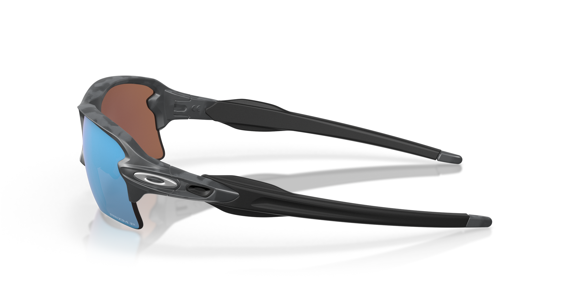 [Prizm Deep Water Polarized Lenses, Matte Black Camo Frame]