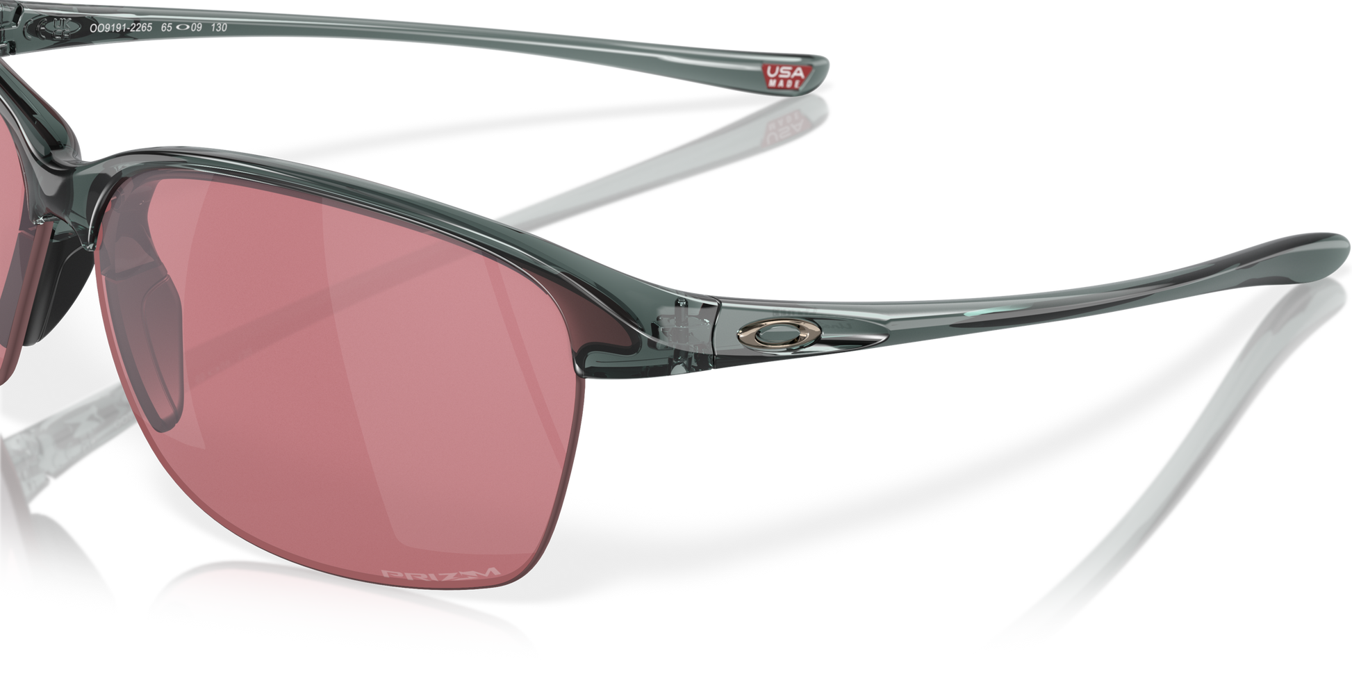[Prizm Dark Golf Lenses, Crystal Black Frame]