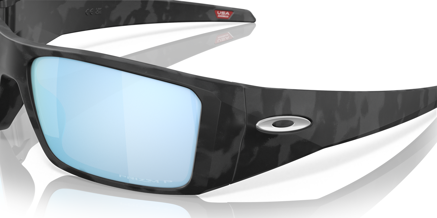 [Prizm Deep Water Polarized Lenses, Matte Black Camo Frame]