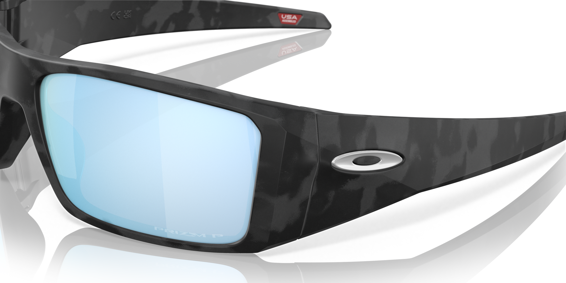 [Prizm Deep Water Polarized Lenses, Matte Black Camo Frame]