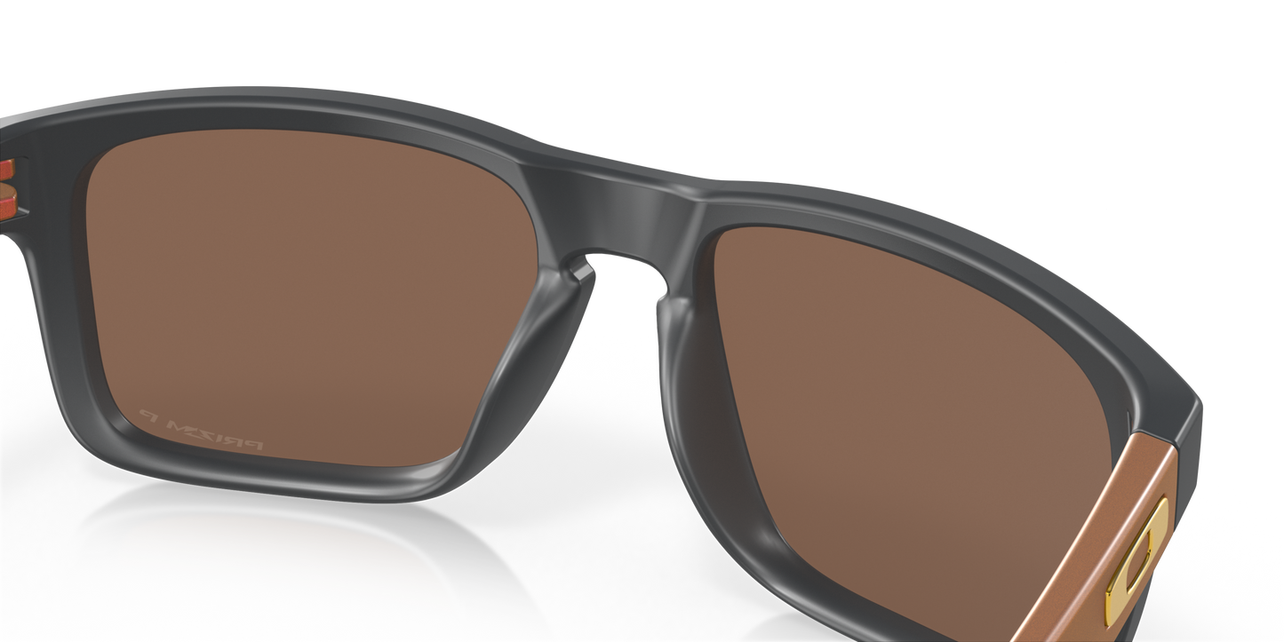 [Prizm 24K Polarized Lenses, Matte Carbon Frame]
