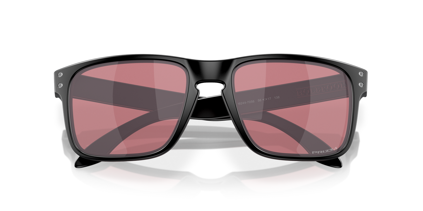 [Prizm Dark Golf Lenses, Matte Black Frame]