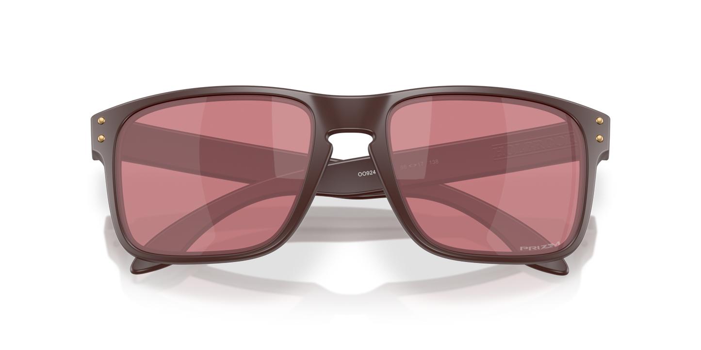 [Prizm Dark Golf Lenses, Matte Grenache Frame]