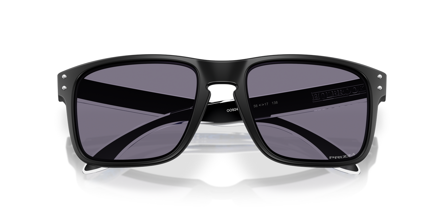 [Prizm Grey Lenses, Matte Black Frame]