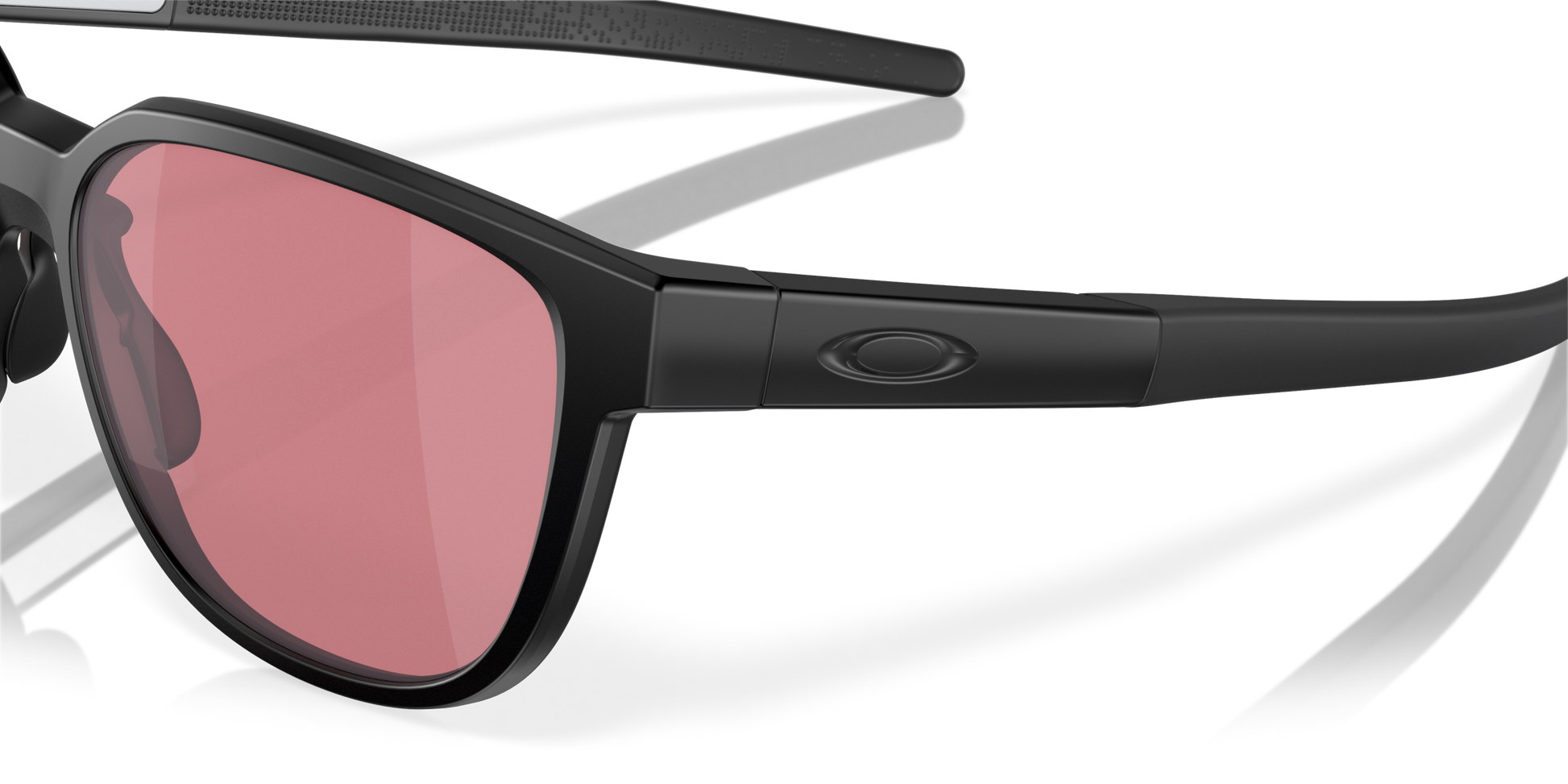[Prizm Dark Golf Lenses, Matte Black Frame]