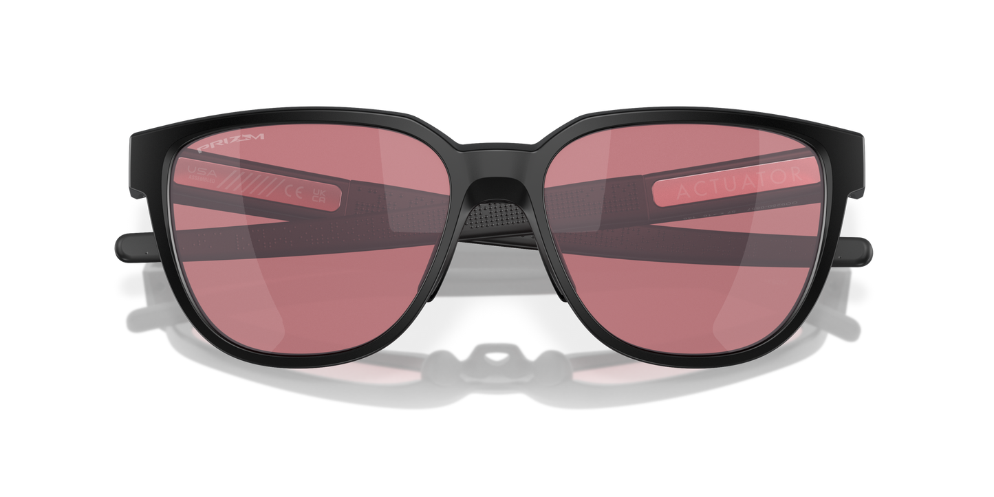 [Prizm Dark Golf Lenses, Matte Black Frame]
