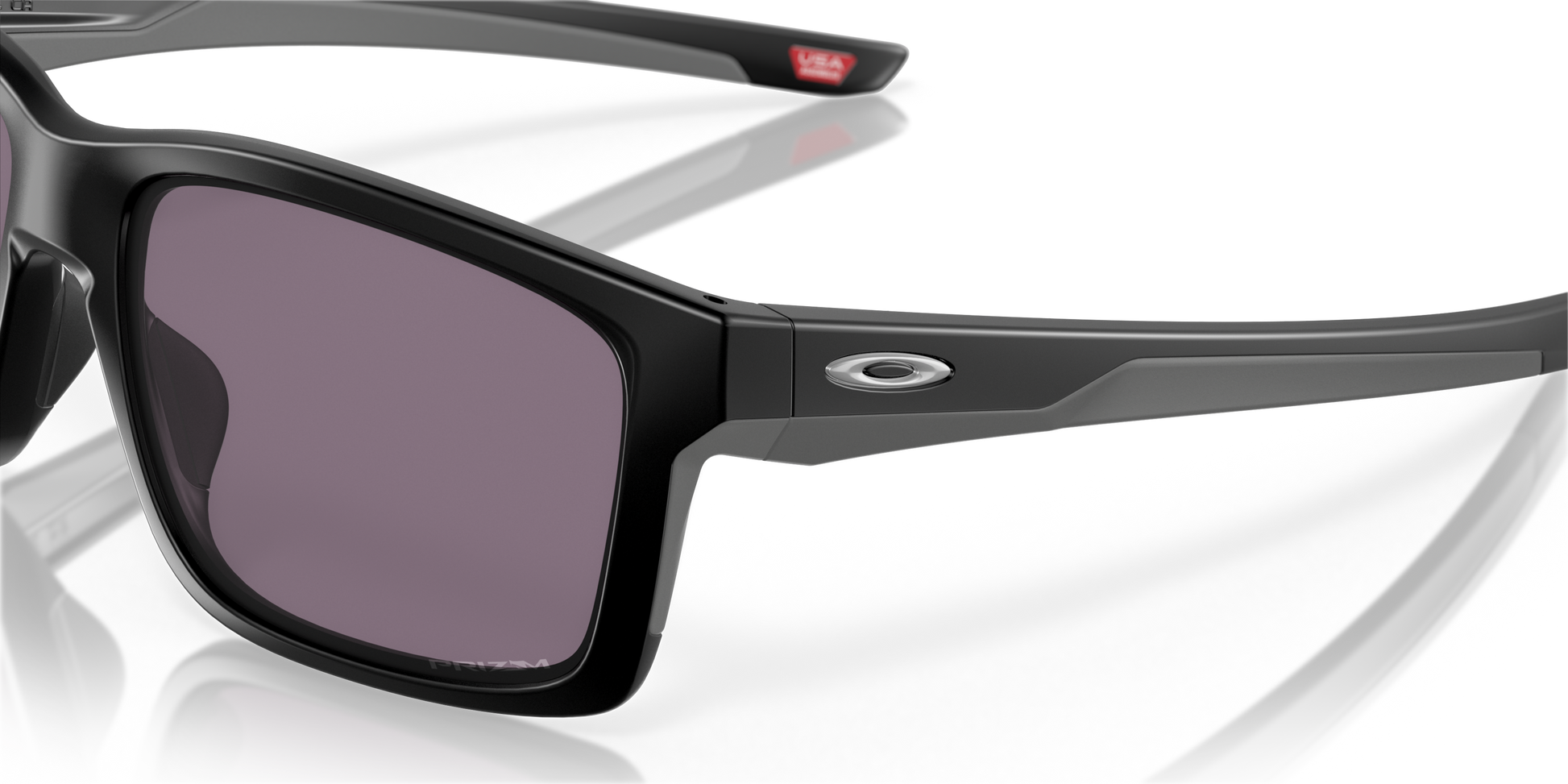 [Prizm Grey Lenses, Matte Black Frame]