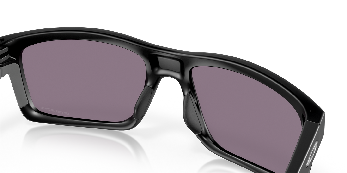 [Prizm Grey Lenses, Matte Black Frame]
