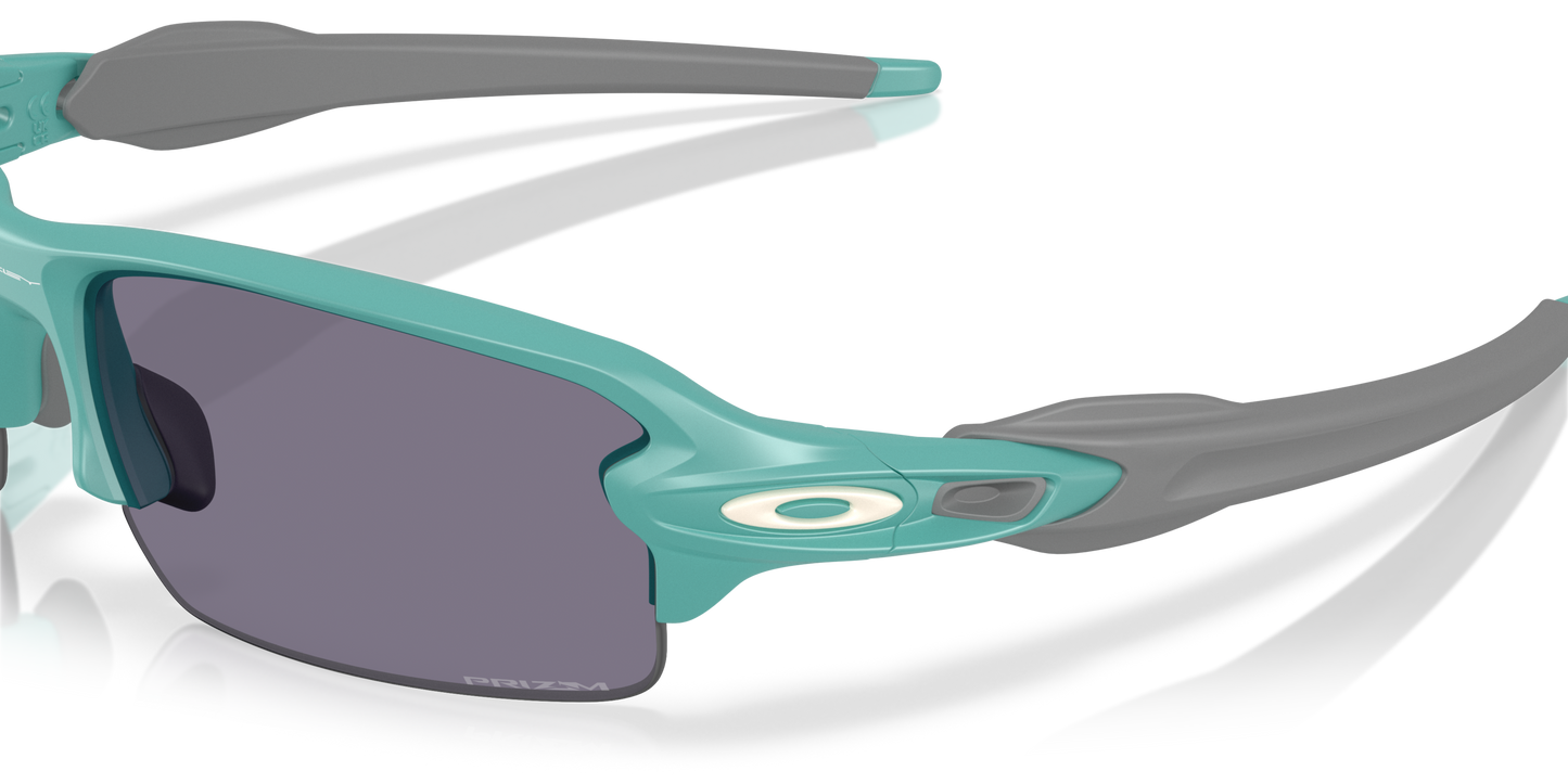 [Prizm Grey Lenses, Matte Pacific Frame]