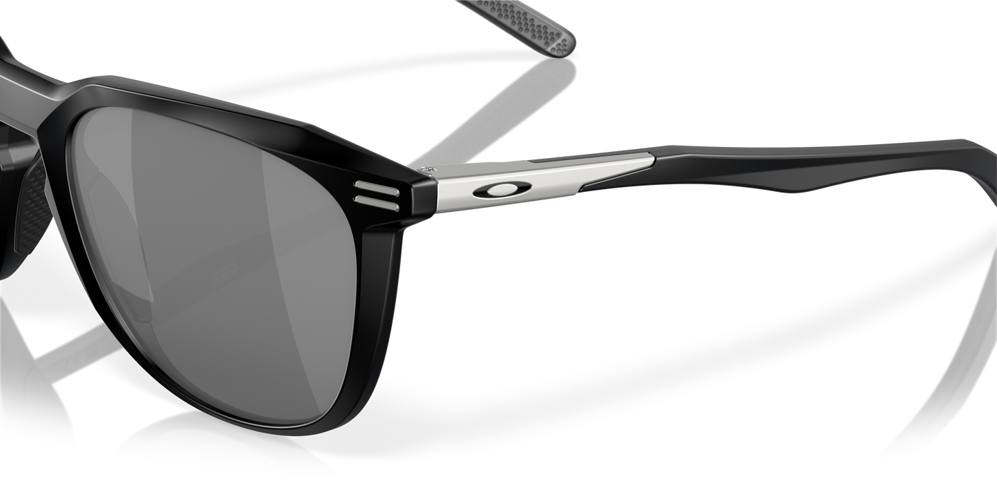 [Prizm Black Polarized Lenses, Matte Black Frame]