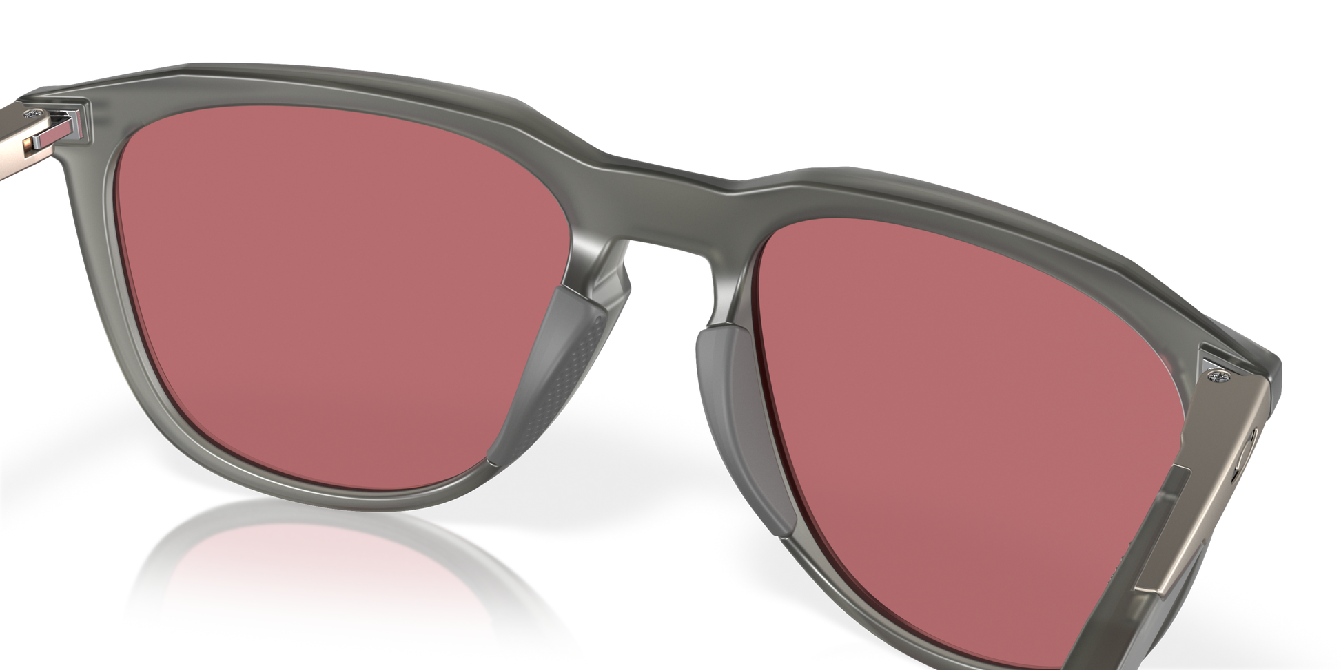 [Prizm Dark Golf Lenses, Matte Grey Smoke Frame]