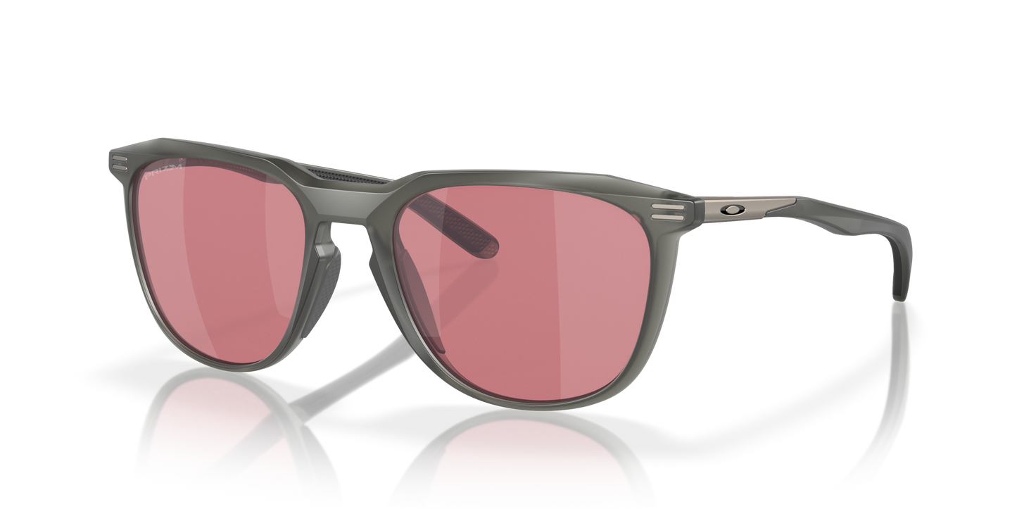 [Prizm Dark Golf Lenses, Matte Grey Smoke Frame]