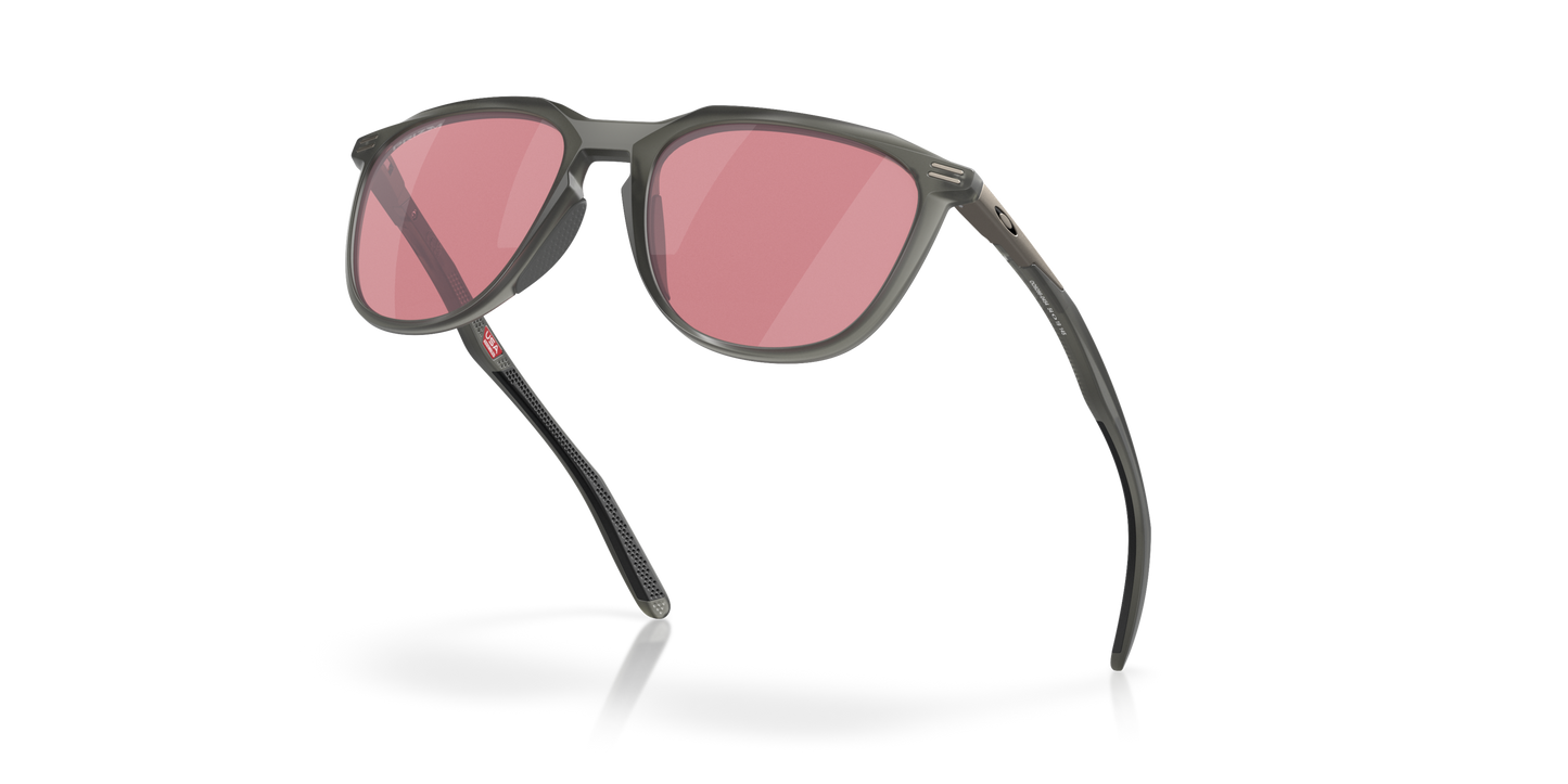 [Prizm Dark Golf Lenses, Matte Grey Smoke Frame]