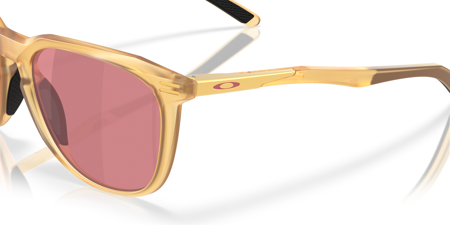 [Prizm Dark Golf Lenses, Matte Grenache Frame]