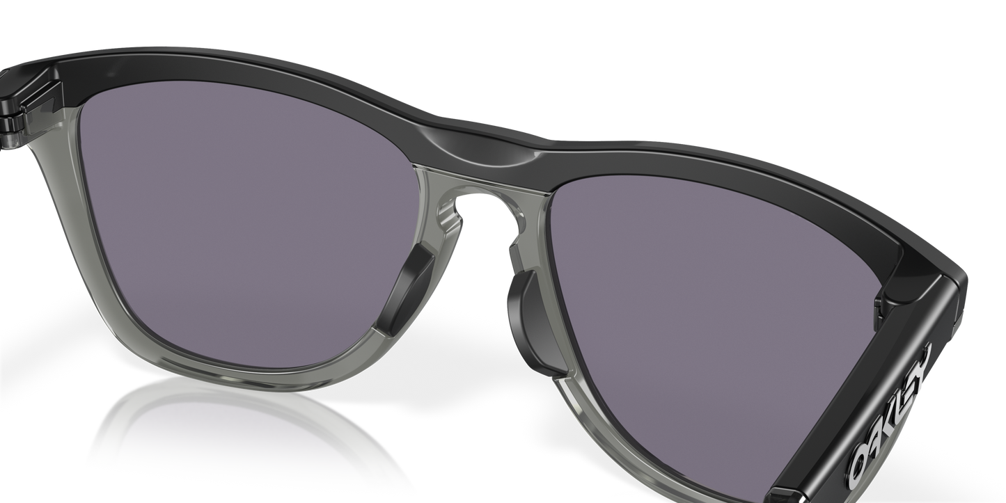 [Prizm Grey Lenses, Matte Black Frame]