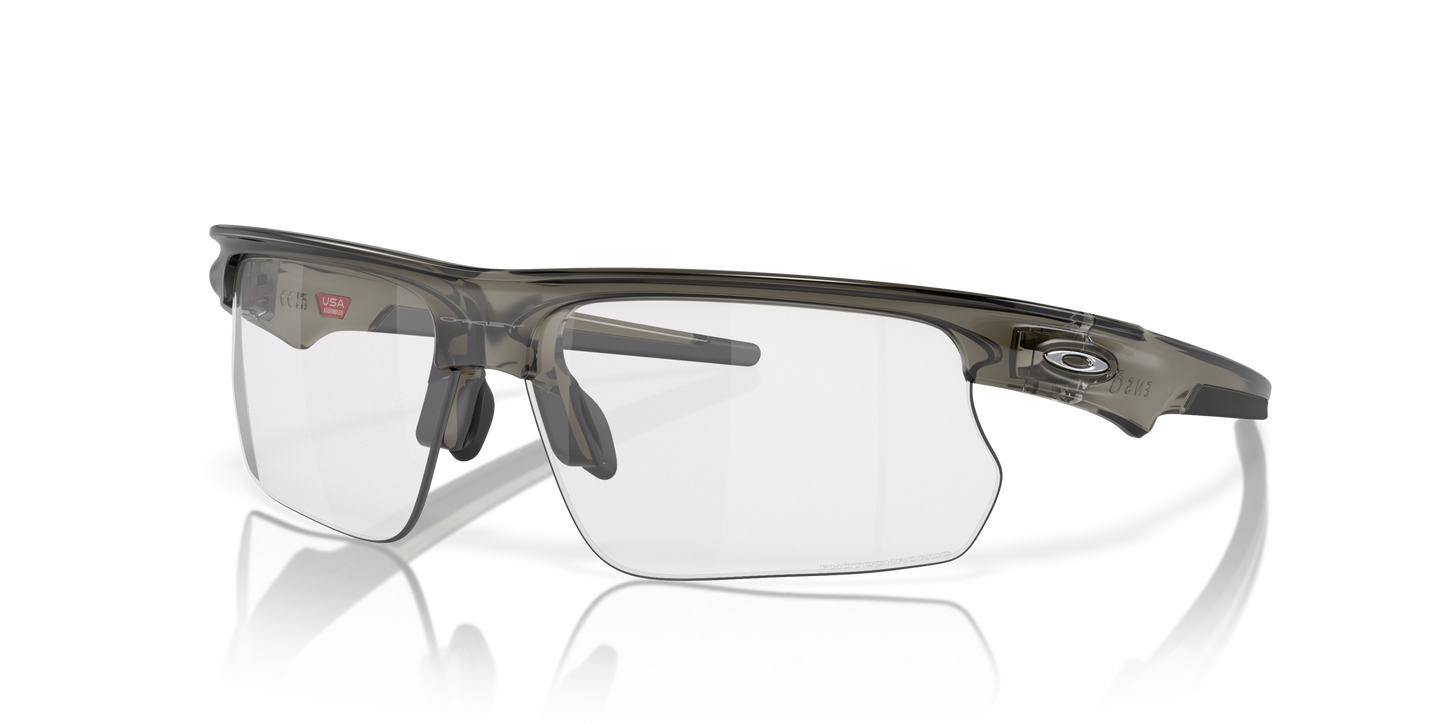 [Clear To Black Iridium Photochromic Lenses, Grey Smoke Frame]