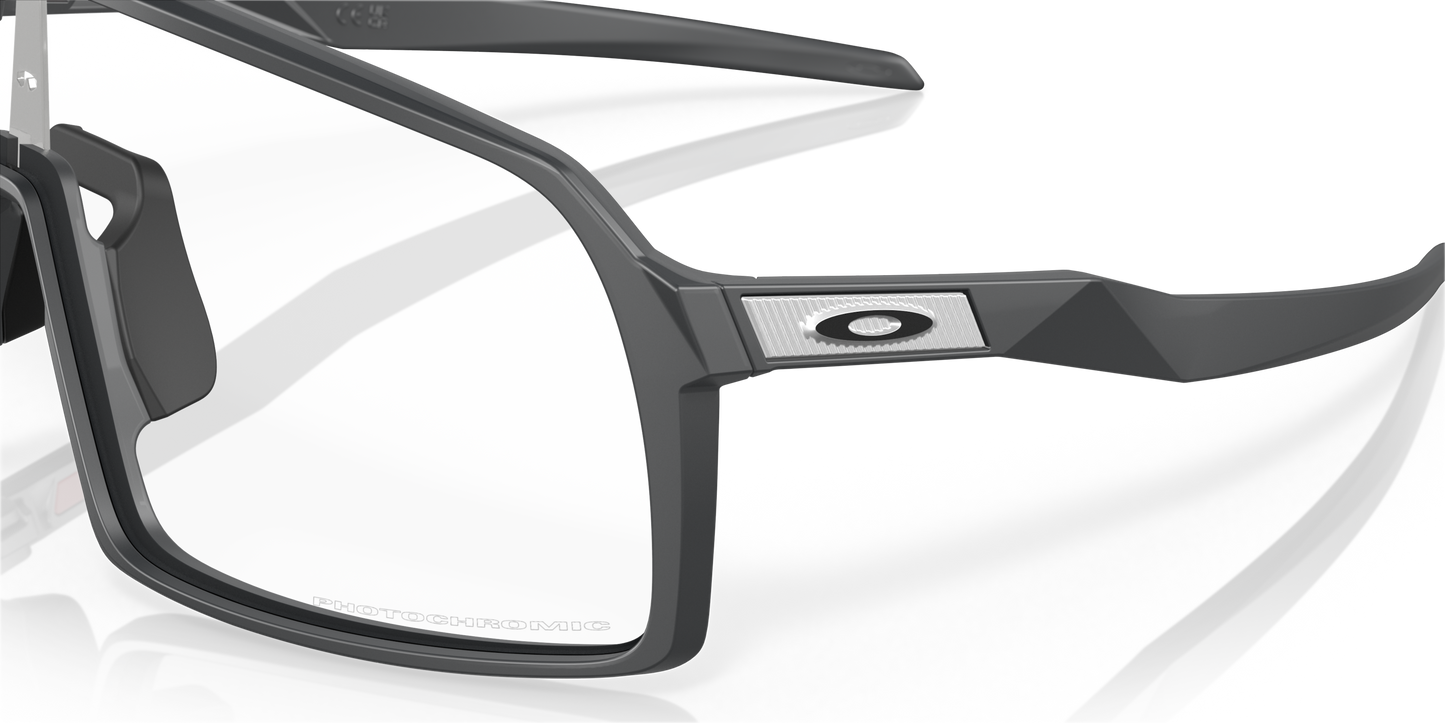 [Clear To Black Iridium Photochromic Lenses, Matte Carbon Frame]