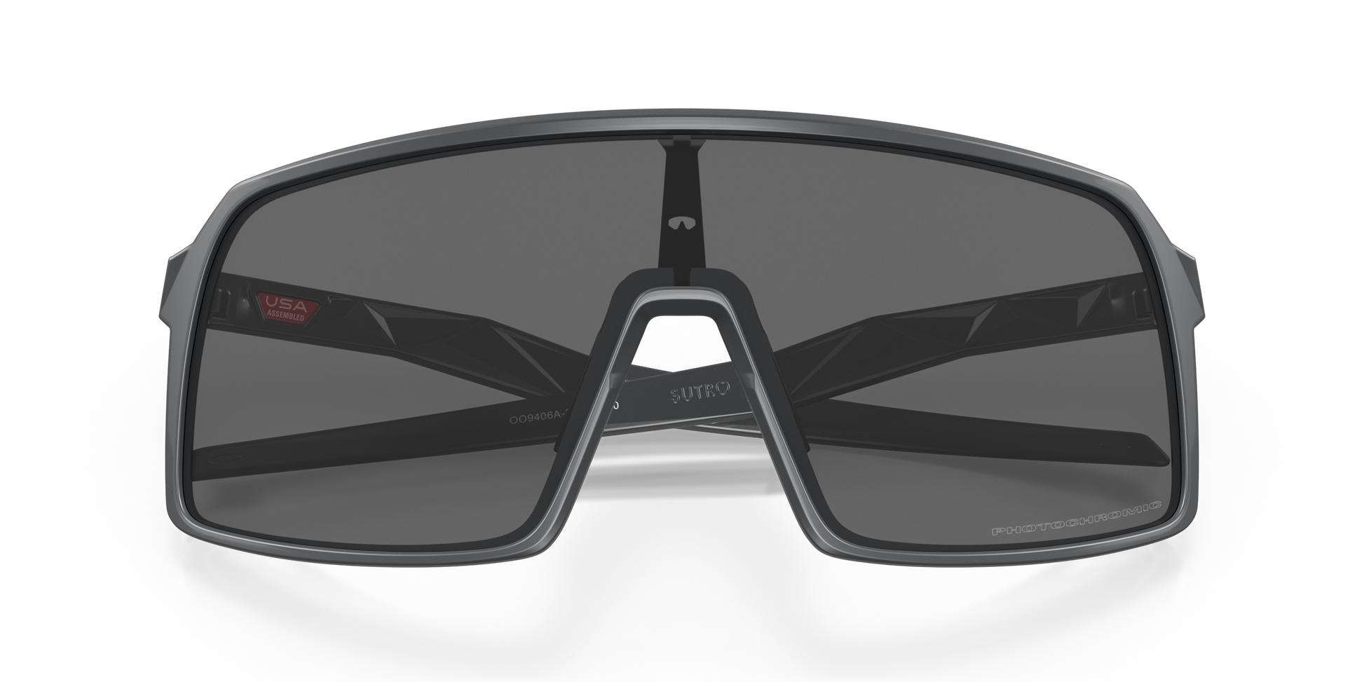 [Clear To Black Iridium Photochromic Lenses, Matte Carbon Frame]