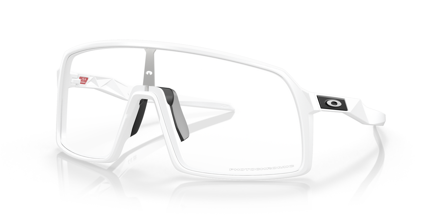 [Clear To Black Iridium Photochromic Lenses, Matte White Frame]