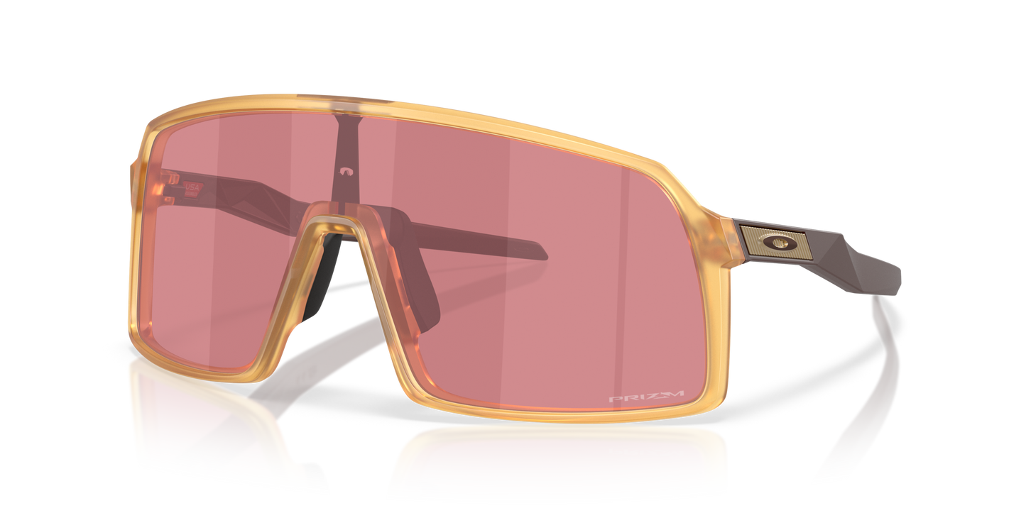 [Prizm Dark Golf Lenses, Matte Transparent Light Curry Frame]