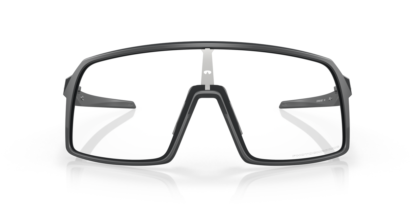 [Clear To Black Iridium Photochromic Lenses, Matte Carbon Frame]