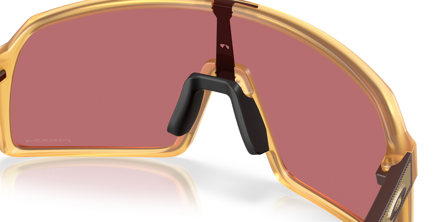 [Prizm Dark Golf Lenses, Matte Transparent Light Curry Frame]