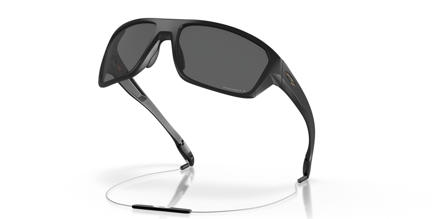 [Prizm Black Polarized Lenses, Matte Black Frame]