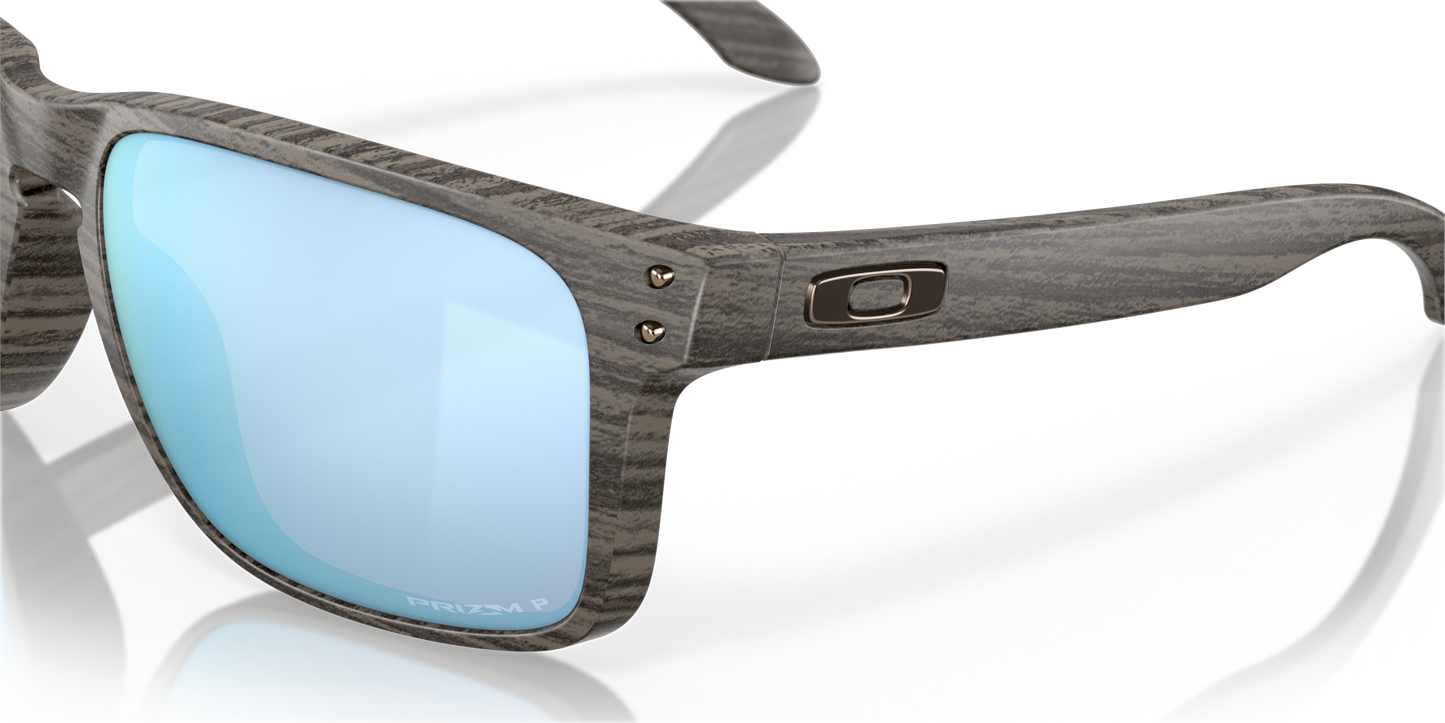 [Prizm Deep Water Polarized Lenses, Woodgrain Frame]