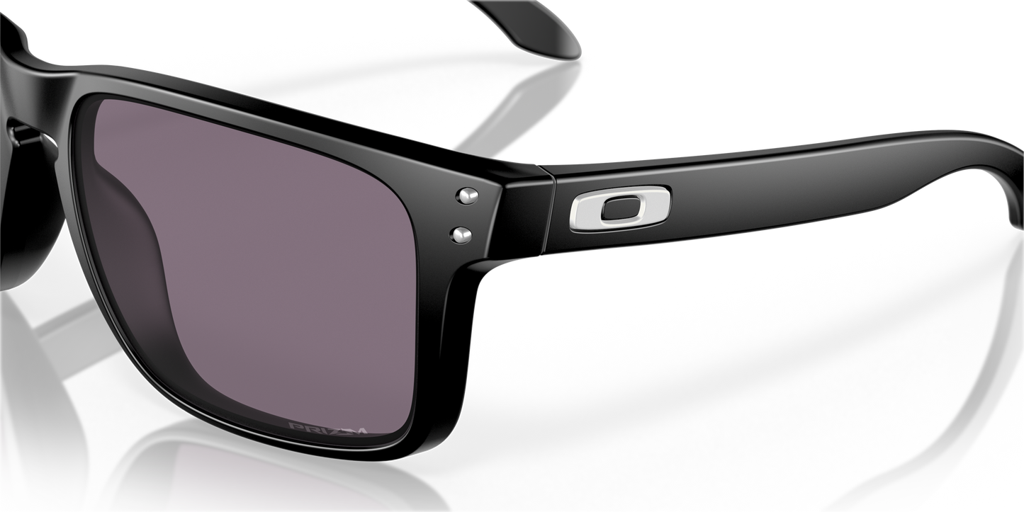 [Prizm Grey Lenses, Matte Black Frame]