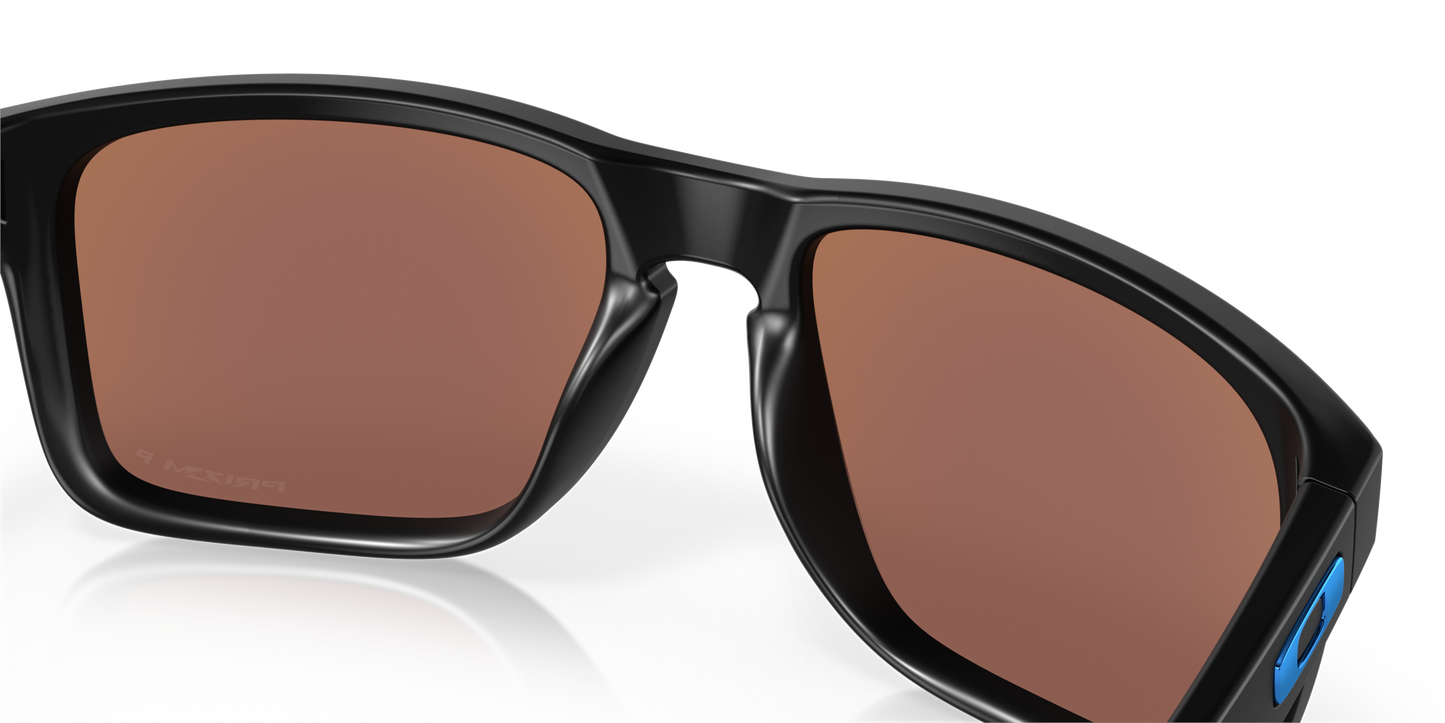 [Prizm Deep Water Polarized Lenses, Matte Black Frame]