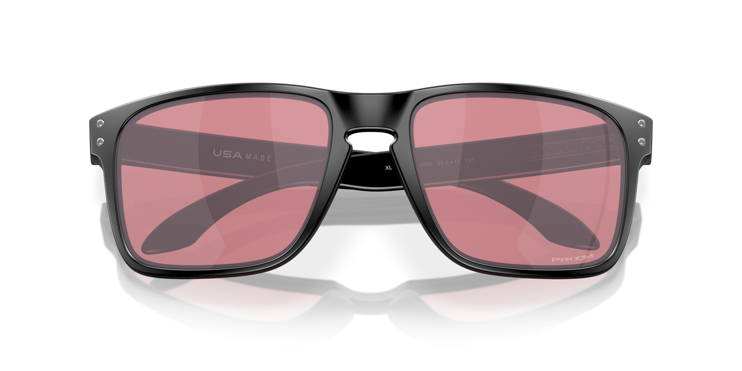 [Prizm Dark Golf Lenses, Matte Black Frame]