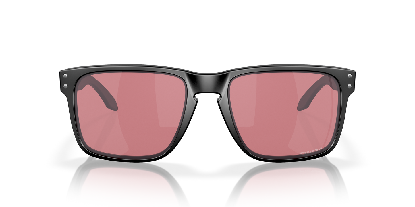 [Prizm Dark Golf Lenses, Matte Black Frame]