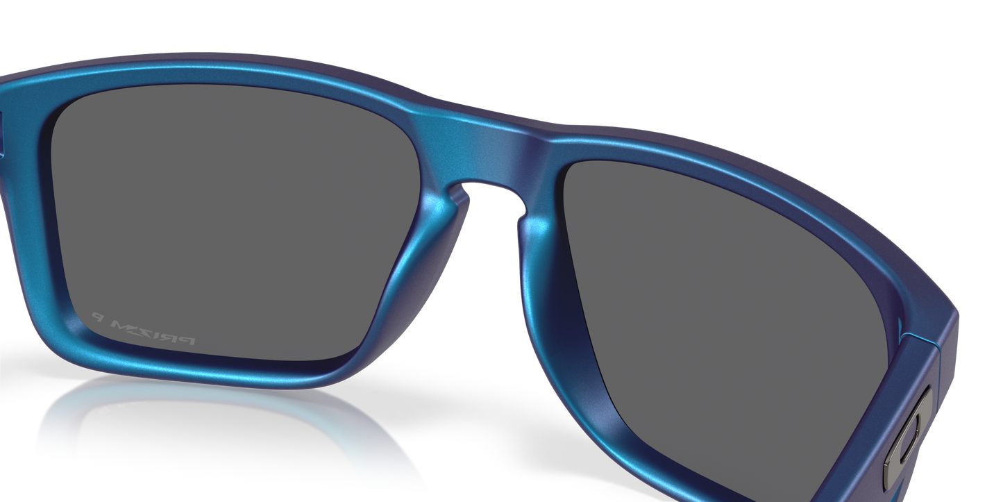 [Prizm Black Polarized Lenses, Matte Cyan/Blue Colorshift Frame]