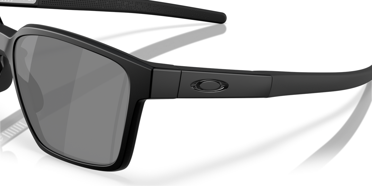 [Prizm Black Lenses, Matte Black Frame]